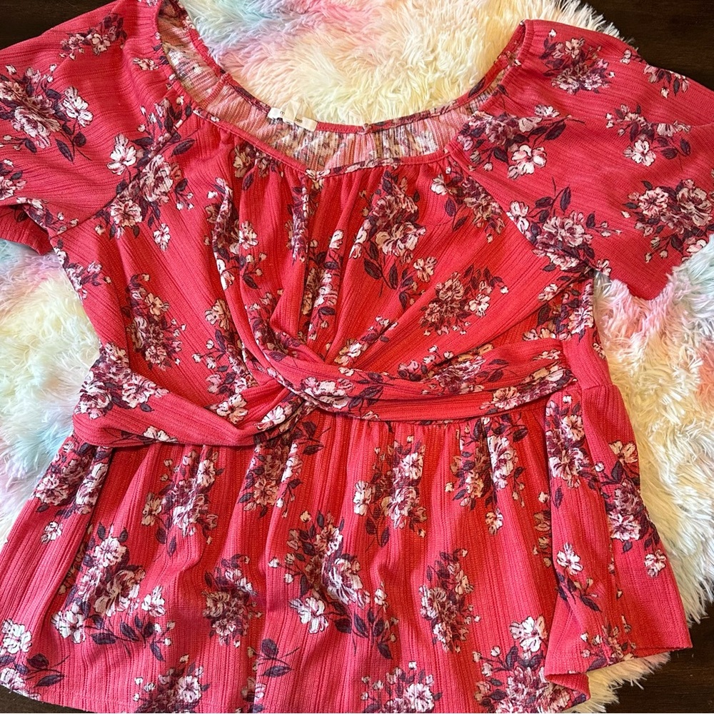 Maurice’s size XL puplum top
